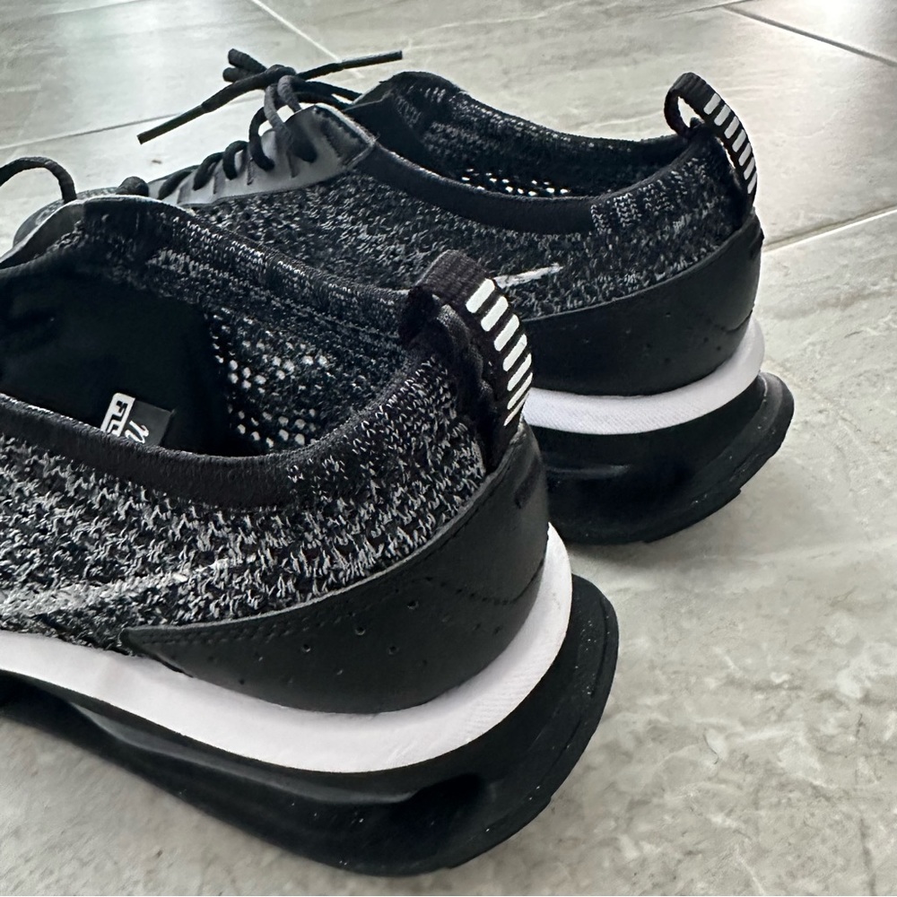 Nike Air Max Flyknit Racer Running Sneakers Black Grey Sz 9 - Picture 7 of 15